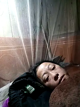 Snapshot of Sa2mh20 chatting on 10.30.25 Sa2mh20 online show from 10.30.25