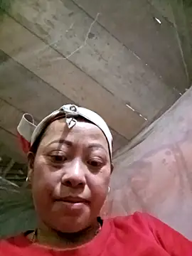 Snapshot of Sa2mh20 chatting on 11.30.25 Sa2mh20 online show from 11.30.25