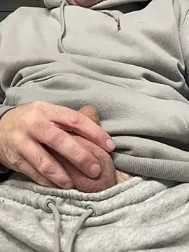 Snapshot of Richmcgee chatting on 03.12.26 Richmcgee online show from 03.12.26