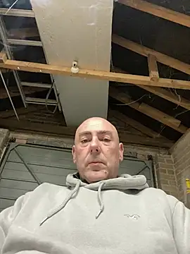 Snapshot of Richmcgee chatting on 03.16.26 Richmcgee online show from 03.16.26