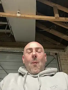 Snapshot of Richmcgee chatting on 03.18.26 Richmcgee online show from 03.18.26