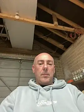 Snapshot of Richmcgee chatting on 04.04.26 Richmcgee online show from 04.04.26