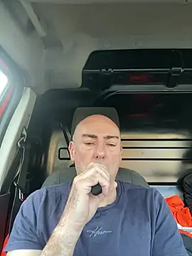 Snapshot of Richmcgee chatting on 04.08.26 Richmcgee online show from 04.08.26