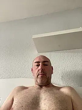 Snapshot of Richmcgee chatting on 04.11.26 Richmcgee online show from 04.11.26