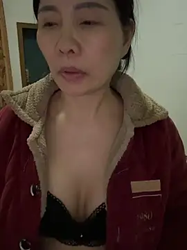 Snapshot of xiiuuff18 chatting on 02.01.26 xiiuuff18 online show from 02.01.26