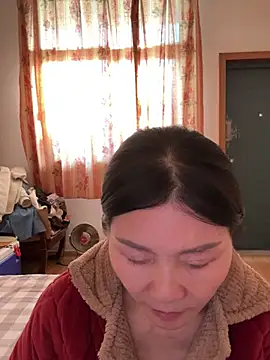 Snapshot of xiiuuff18 chatting on 02.02.26 xiiuuff18 online show from 02.02.26