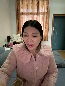 Snapshot of xiiuuff18 chatting on 02.17.26 xiiuuff18 online show from 02.17.26