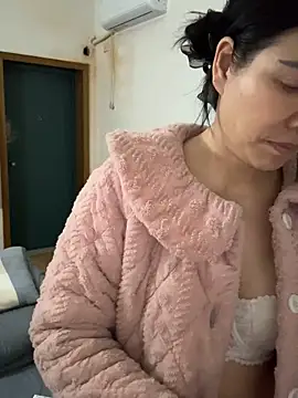 Snapshot of xiiuuff18 chatting on 03.23.26 xiiuuff18 online show from 03.23.26