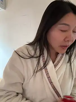 Snapshot of xiiuuff18 chatting on 03.28.26 xiiuuff18 online show from 03.28.26