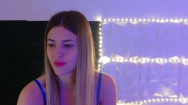 Aishha  online show from 12.19.25