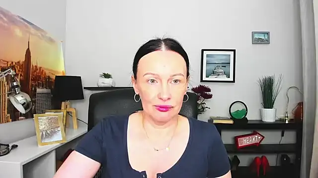 Velvet Jasmine online show from 09.23.25