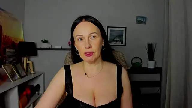 Velvet Jasmine online show from 10.24.25