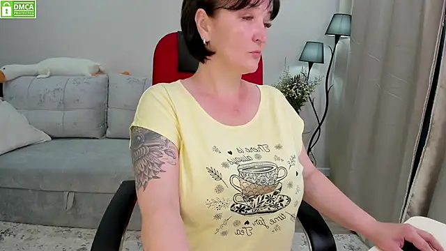 Snapshot of Sanata_James chatting on 07.06.26 Sanata James online show from 07.06.26