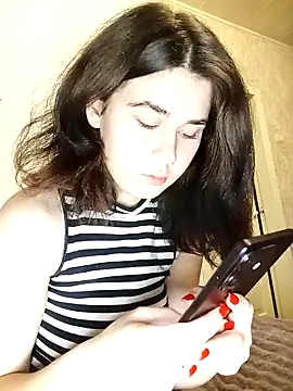 Snapshot of ToryTayler chatting on 10.02.25 ToryTayler online show from 10.02.25