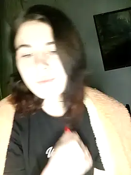 Snapshot of ToryTayler chatting on 10.11.25 ToryTayler online show from 10.11.25