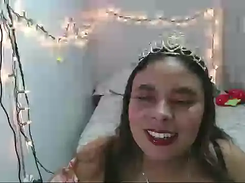 Snapshot of crystal_1991 chatting on 09.26.25 crystal 1991 online show from 09.26.25