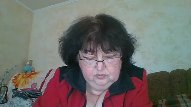 Snapshot of MilaSky5303 chatting on 02.18.26 MilaSky5303 online show from 02.18.26