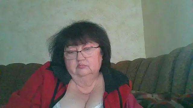 Snapshot of MilaSky5303 chatting on 02.20.26 MilaSky5303 online show from 02.20.26