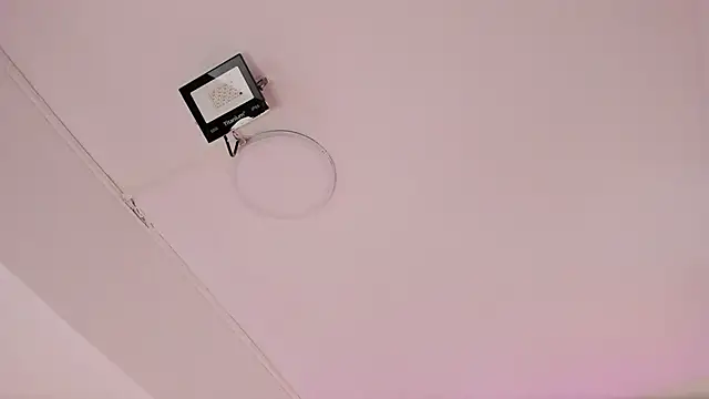 Stefannyevans  online show from 12.16.25