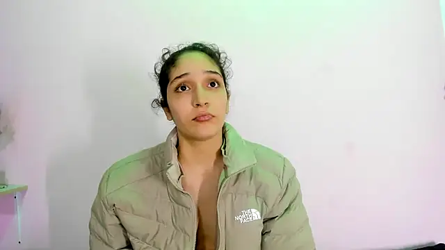 Snapshot of TeensNews18 chatting on 10.10.25 TeensNews18 online show from 10.10.25