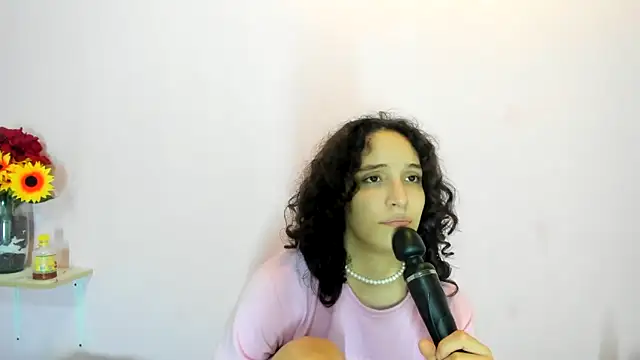 Snapshot of TeensNews18 chatting on 10.31.25 TeensNews18 online show from 10.31.25