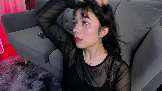 Snapshot of flower_smith_ chatting on 02.10.26 flower smith online show from 02.10.26