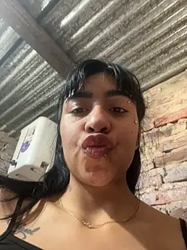 bebecam2002 online show from 11.24.25