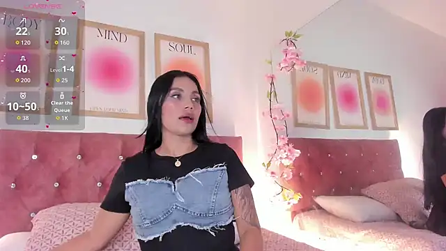 GabiHills online show from 12.18.25