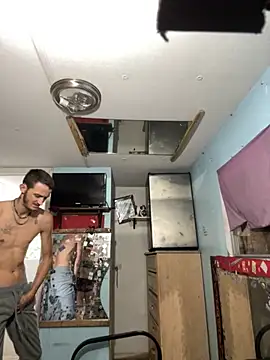 Snapshot of ittybittymeryssa chatting on 11.25.25 ittybittymeryssa online show from 11.25.25