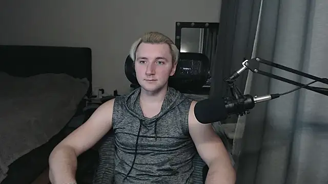 Elvin Vaenight online show from 10.14.25