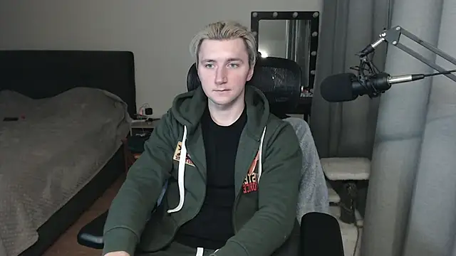 Elvin Vaenight online show from 10.21.25