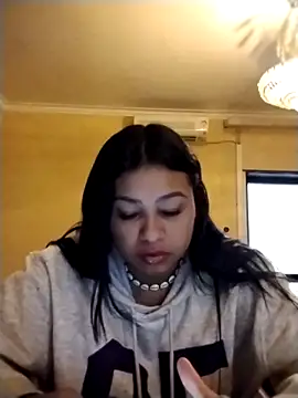 Tigresa23 online show from 10.28.25