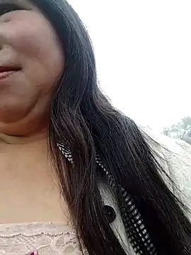 Snapshot of lusy-00 chatting on 02.04.26 lusy-00 online show from 02.04.26