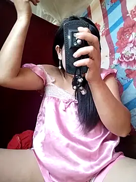 Snapshot of lusy-00 chatting on 02.16.26 lusy-00 online show from 02.16.26