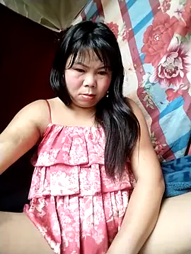 Snapshot of lusy-00 chatting on 02.27.26 lusy-00 online show from 02.27.26