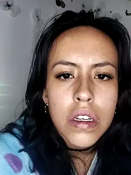 Queen Ashly online show from 10.16.25