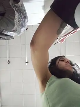 Queen Ashly online show from 11.13.25