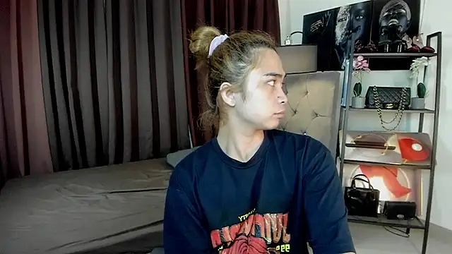 Snapshot of urfantasyhotbaby chatting on 11.07.25 urfantasyhotbaby online show from 11.07.25