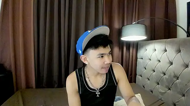 Snapshot of urfantasyhotbaby chatting on 11.23.25 urfantasyhotbaby online show from 11.23.25