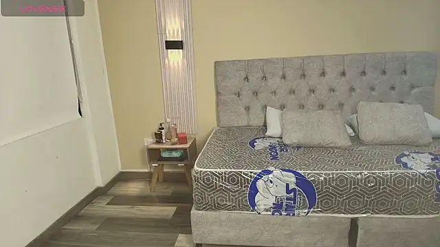 LiaMonroee  online show from 10.06.25