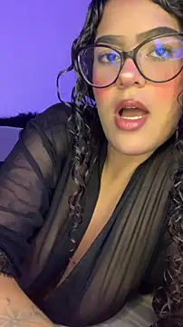 Snapshot of caritobeachdh chatting on 10.13.25 caritobeachdh online show from 10.13.25