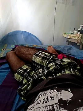 Snapshot of SHIFT1234 chatting on 09.10.25 SHIFT1234 online show from 09.10.25