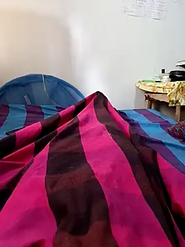 Snapshot of SHIFT1234 chatting on 09.11.25 SHIFT1234 online show from 09.11.25