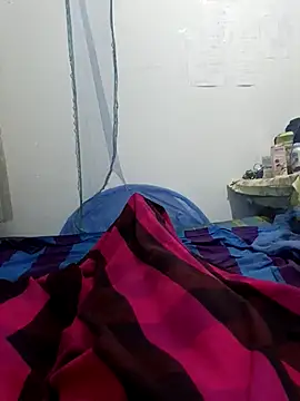 Snapshot of SHIFT1234 chatting on 10.18.25 SHIFT1234 online show from 10.18.25