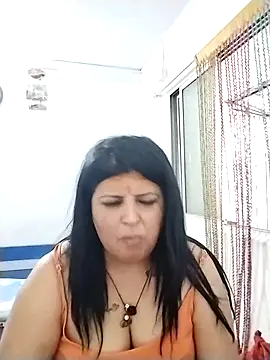 Snapshot of Jann_Riya333 chatting on 02.15.26 Jann Riya333 online show from 02.15.26