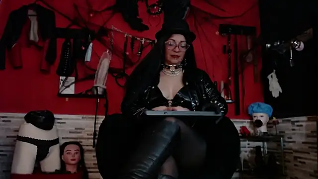 Miss Mirandaa online show from 11.01.25