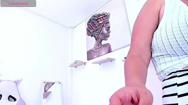 Snapshot of Gabrielaa_Miller_ chatting on 11.12.25 Gabrielaa Miller online show from 11.12.25