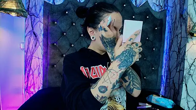 Snapshot of Zami_Escobar_of chatting on 09.17.25 Zami Escobar of online show from 09.17.25