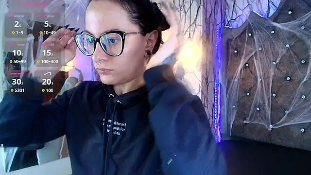 Snapshot of Zami_Escobar_of chatting on 10.18.25 Zami Escobar of online show from 10.18.25