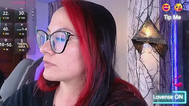 Zami Escobar of online show from 03.22.26